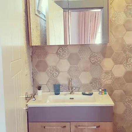 Otel 8 Kapi Butık